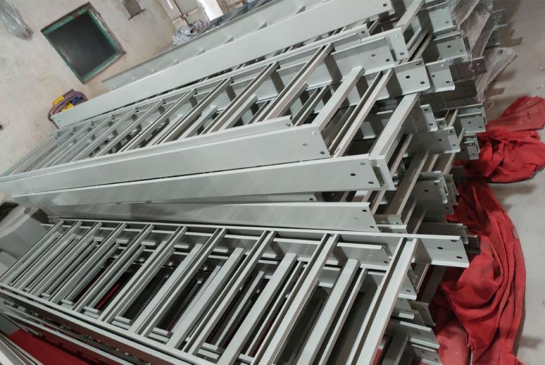Gia công và báo giá máng cáp theo yêu cầu, uy tín, nhanh chóng